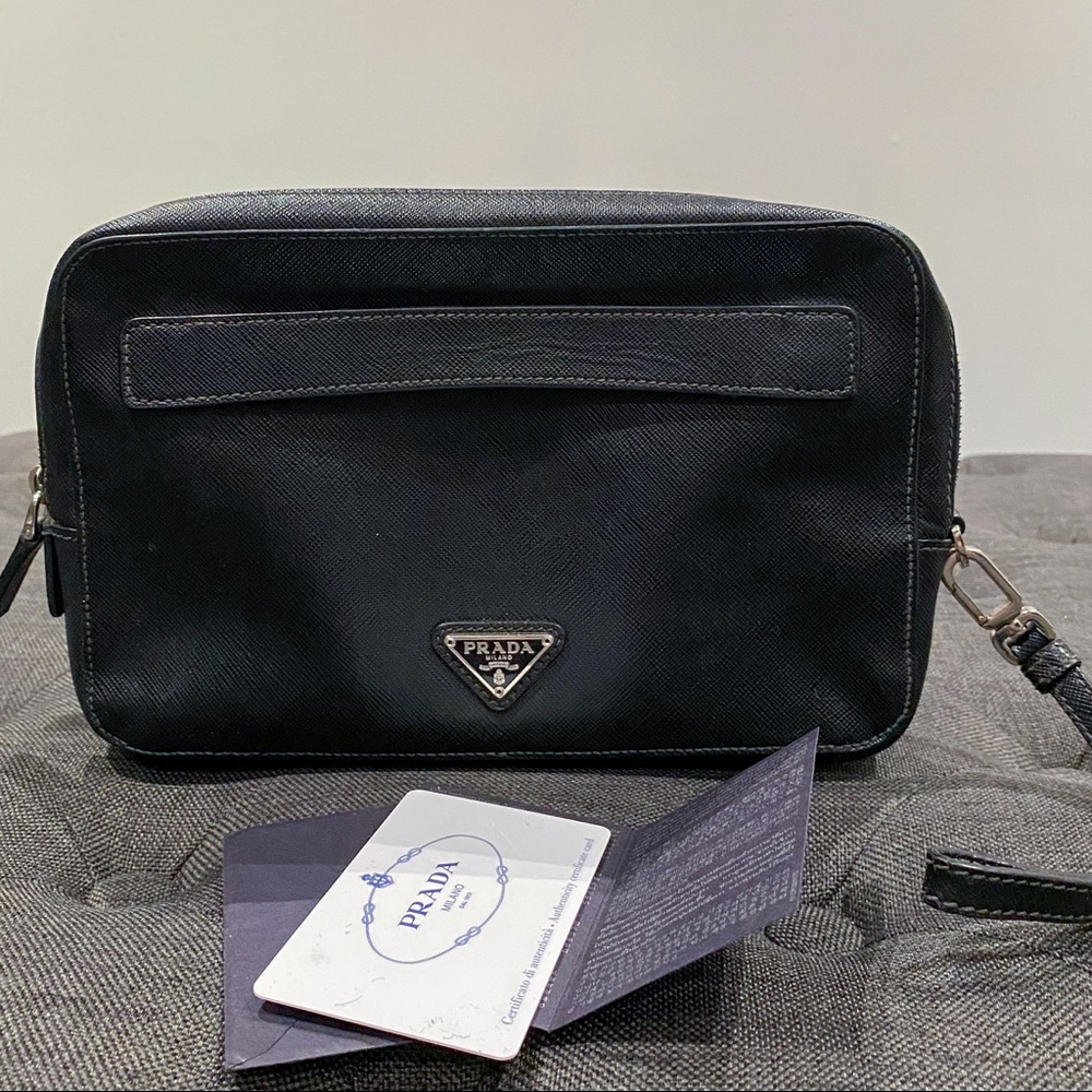 Prada classic saffiano travel hand bad